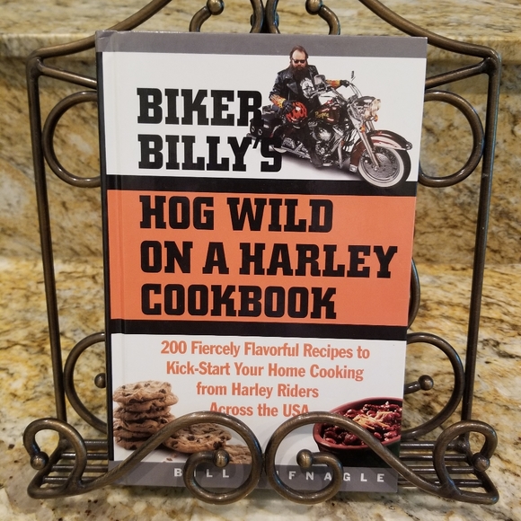 "Hog Wild" Hardcover Cookbook - Picture 1 of 2